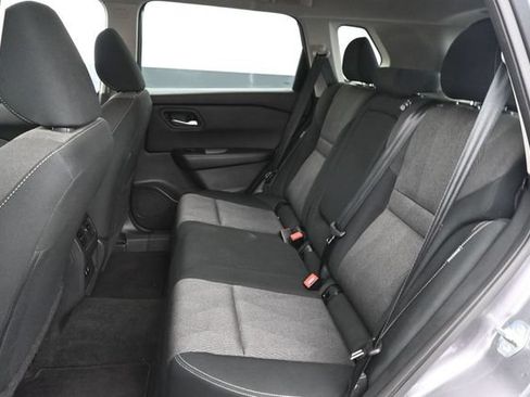 Used 2024 Nissan Rogue SV AWD/4WD image 26