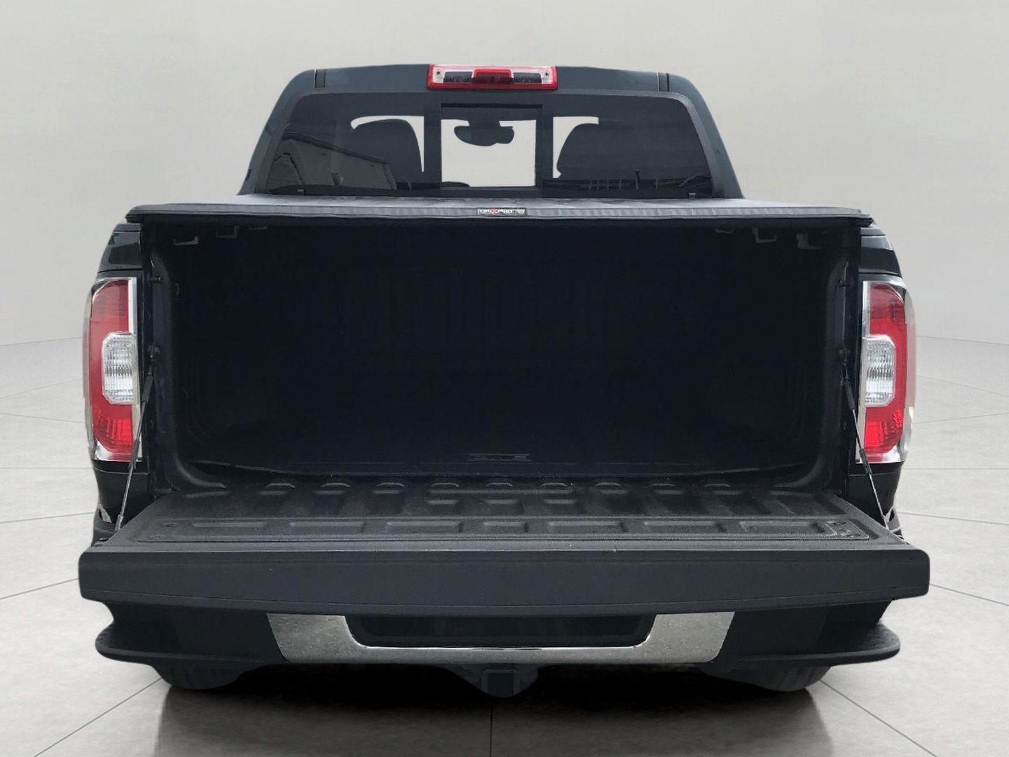 Used 2018 GMC Canyon SLE w/ SLE Convenience Package AWD/4WD image 12