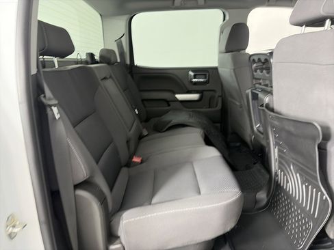 Used 2018 Chevrolet Silverado 1500 LT w/ Texas Edition image 27