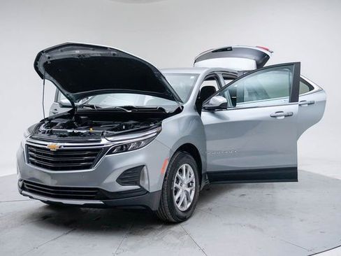 Used 2024 Chevrolet Equinox LT image 17
