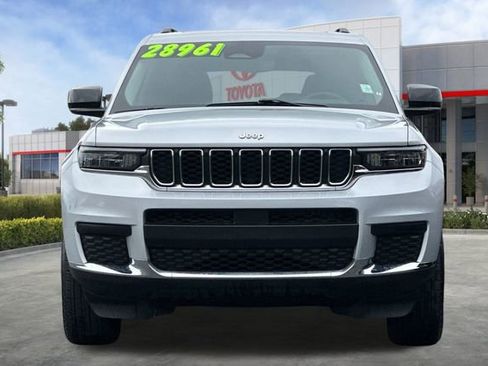 Used 2023 Jeep Grand Cherokee L Laredo image 10