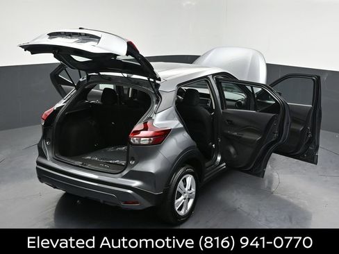 Certified 2025 Nissan Kicks Play S FWD image 35