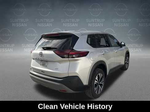 Used 2023 Nissan Rogue SV image 6