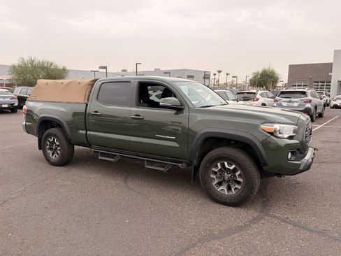 Used 2021 Toyota Tacoma TRD Off-Road AWD/4WD image 6