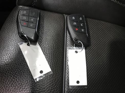 Used 2021 GMC Yukon XL Denali w/ LPO, Illumination Package image 35