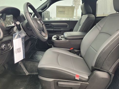 New 2026 RAM 5500 Tradesman w/ Chrome Appearance Group image 7