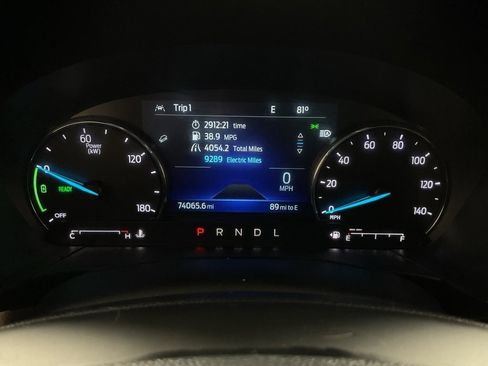 Used 2021 Ford Escape SE image 23