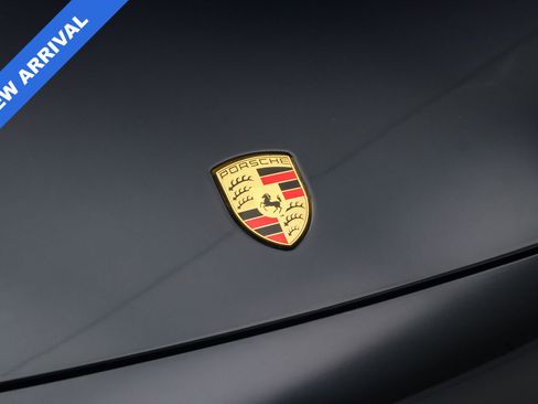 Used 2023 Porsche Cayenne Platinum Edition image 27