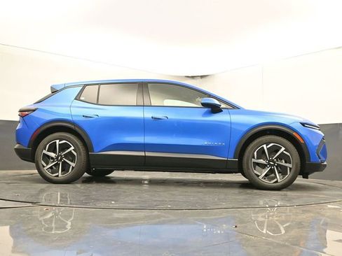 New 2026 Chevrolet Equinox EV LT image 46