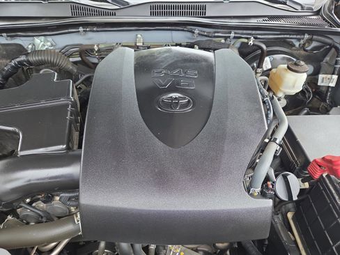 Used 2019 Toyota Tacoma SR5 image 33