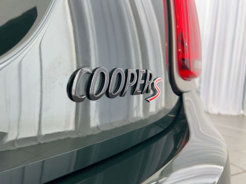 Certified 2024 MINI Cooper S w/ MINI Resolute Edition image 31