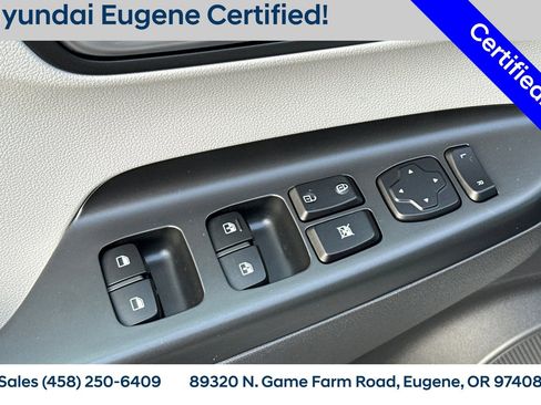 Used 2023 Hyundai Kona SE image 15