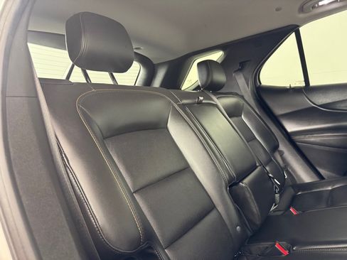 Used 2020 Chevrolet Equinox Premier w/ Premier Redline Edition FWD image 21