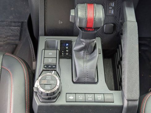 Used 2025 Toyota Tacoma TRD Pro AWD/4WD image 27