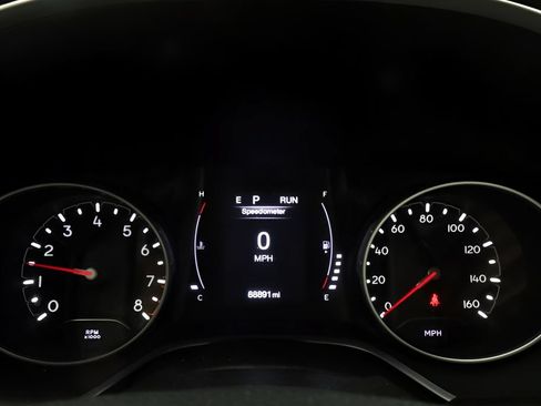 Certified 2020 Jeep Compass Latitude w/ Cold Weather Group AWD/4WD image 19