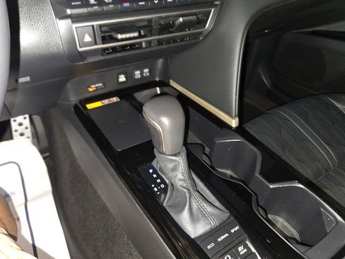 Used 2025 Toyota Camry XSE FWD image 19