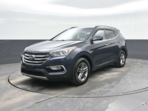 Used 2017 Hyundai Santa Fe Sport image 5