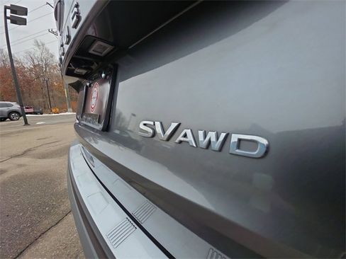 Certified 2022 Nissan Rogue SV image 27