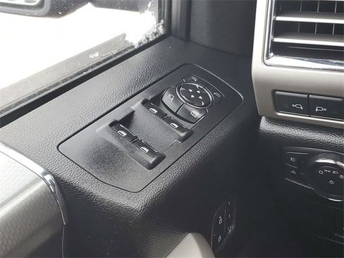 Used 2015 Ford F150 Lariat w/ Equipment Group 501A Mid image 23