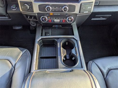 Certified 2022 Ford F350 Platinum w/ FX4 Off-Road Package image 19