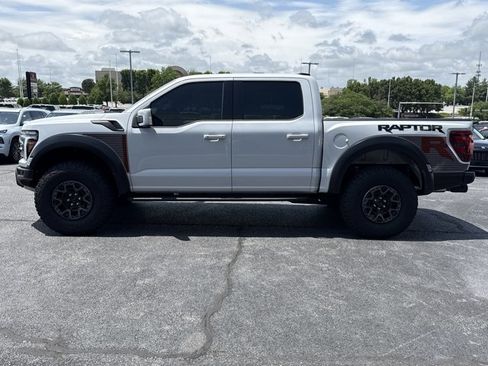 Used 2025 Ford F150 Raptor w/ Equipment Group 803A Raptor R AWD/4WD image 3