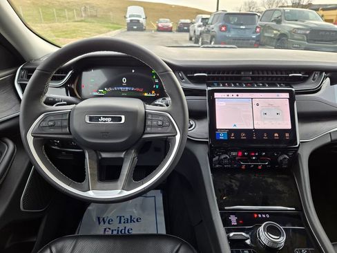 Used 2024 Jeep Grand Cherokee Limited 4xe w/ Luxury Tech Group II image 20