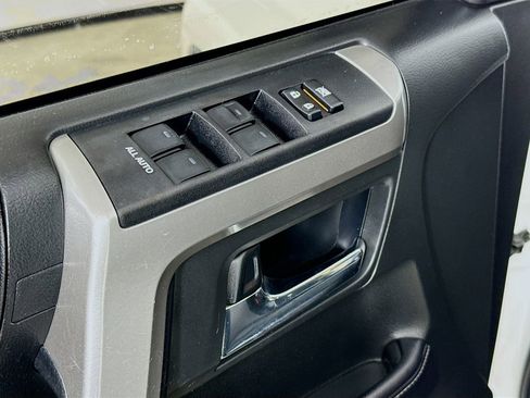 Certified 2017 Toyota 4Runner SR5 image 20