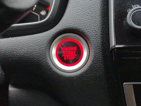 Used 2018 Honda CR-V Touring image 17