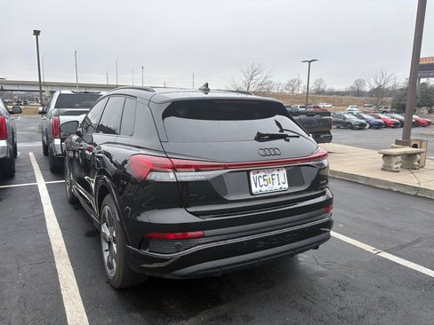 Used 2024 Audi Q4 e-tron Premium Plus image 5