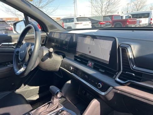 Certified 2023 Kia Sportage X-Line w/ X-Line Premium Package image 38