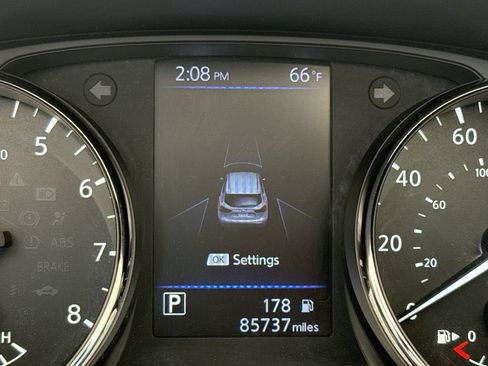 Used 2019 Nissan Rogue Sport S FWD image 15