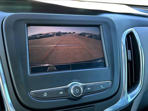 Used 2024 Chevrolet Equinox LT image 21