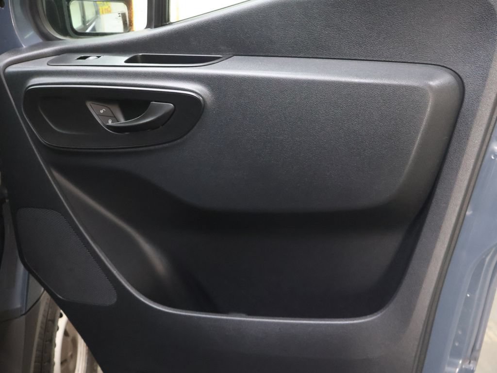 Used 2019 Mercedes-Benz Sprinter 170 image 11