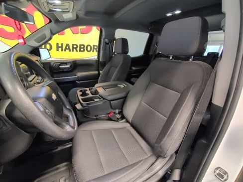 Used 2023 Chevrolet Silverado 1500 W/T w/ WT Safety Package AWD/4WD image 10
