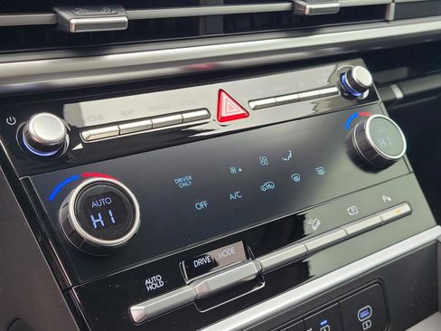 New 2026 Hyundai Santa Fe SE image 12