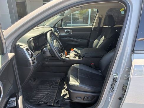 Used 2022 Kia Sorento SX image 5