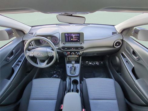 Certified 2022 Hyundai Kona SE FWD image 11