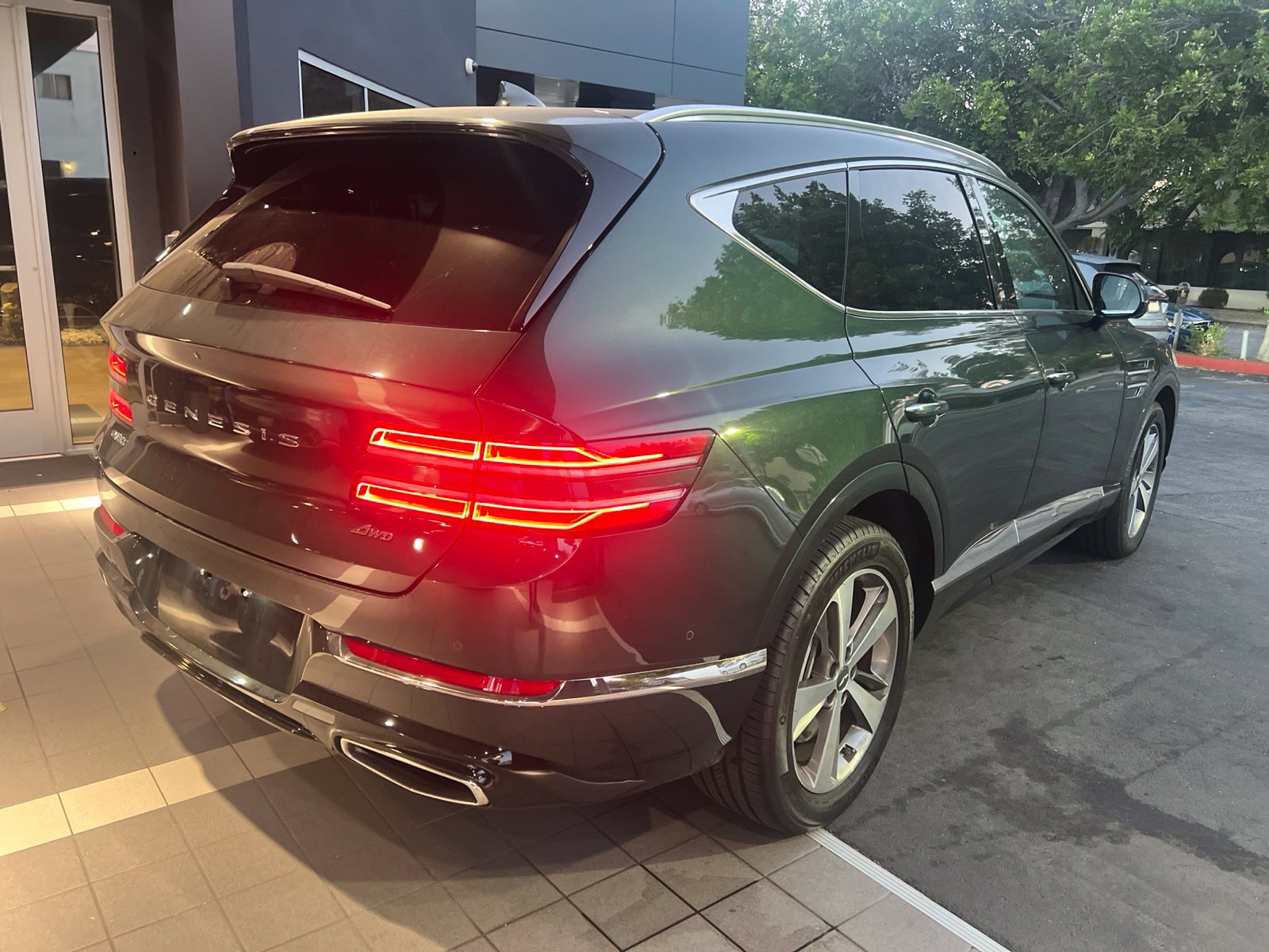 Used 2024 Genesis GV80 2.5T w/ Advanced Package AWD/4WD image 5