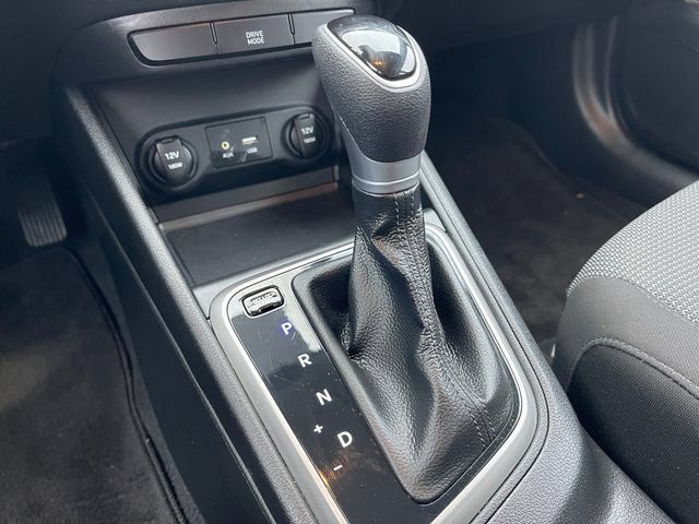 Used 2020 Hyundai Accent SE FWD image 21
