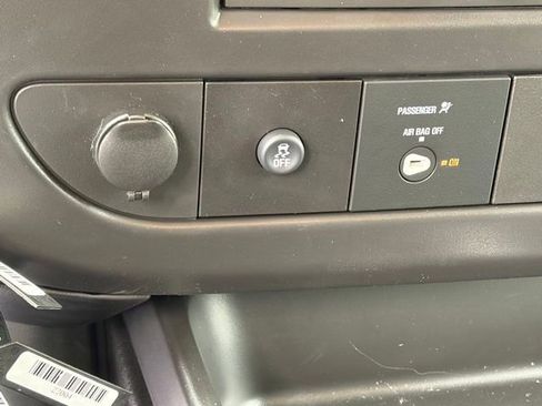 New 2026 GMC Savana 2500 w/ Driver Convenience Package RWD image 19