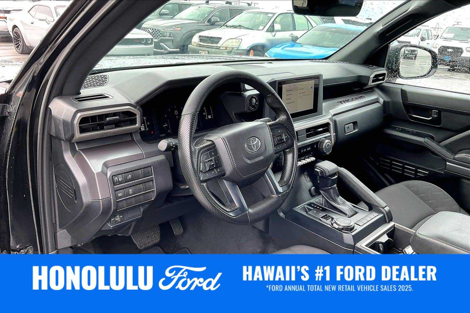 Used 2025 Toyota Tacoma SR5 AWD/4WD image 2