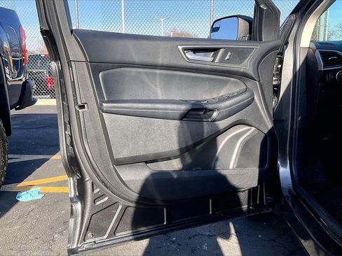 Certified 2017 Ford Edge SEL w/ Equipment Group 201A image 20
