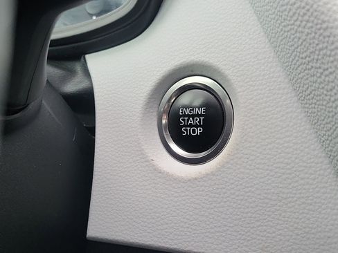 Certified 2025 Toyota Corolla SE image 24