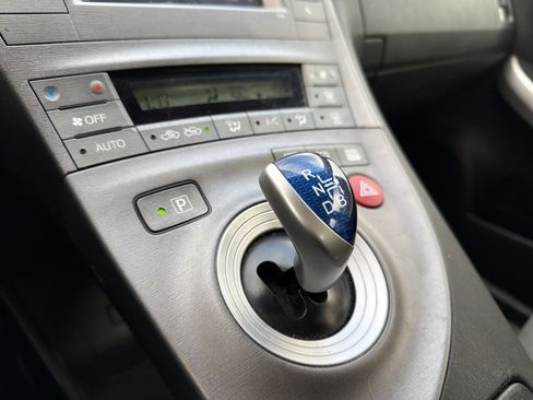 Used 2013 Toyota Prius Two image 20