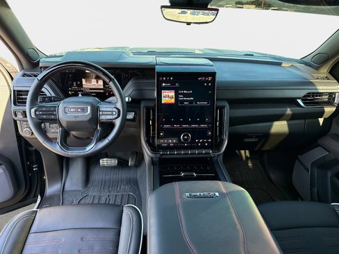 Used 2026 GMC Yukon XL AT4 Ultimate w/ LPO, Floor Liner Package AWD/4WD image 20