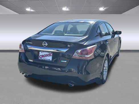 Used 2013 Nissan Altima 2.5 S image 3