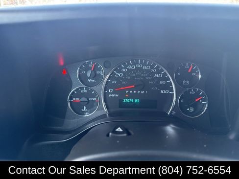 Used 2022 GMC Savana 2500 w/ Driver Convenience Package image 15