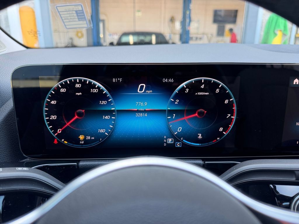 Certified 2022 Mercedes-Benz GLA 250 w/ Premium Package Lite image 15
