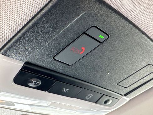 Used 2024 Mitsubishi Outlander FWD image 26