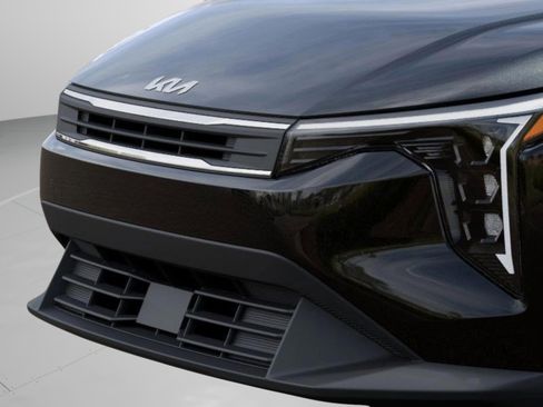 New 2026 Kia K4 LXS image 13